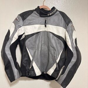 Teknic Black and White Leather Motorcycle Jacket 🏍️💨